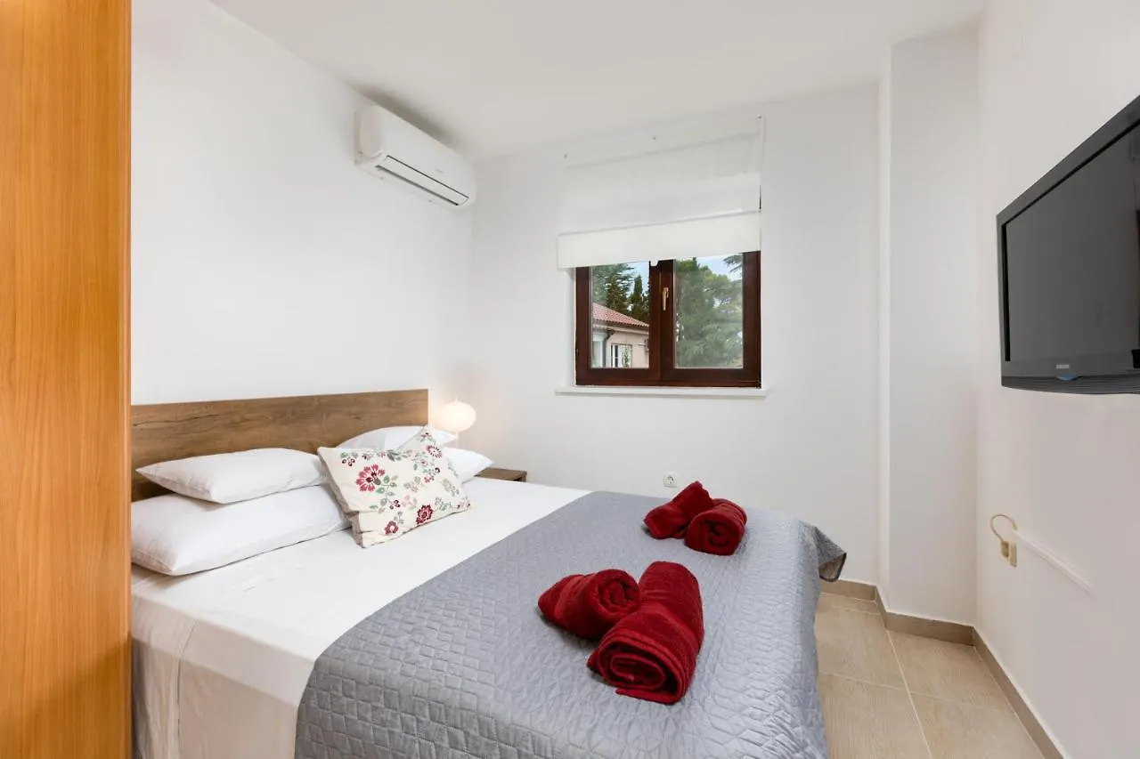 Nada Apartment Krk Town